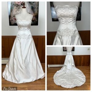 Elegant Essense of Australia Strapless Beaded Satin Wedding Gown!